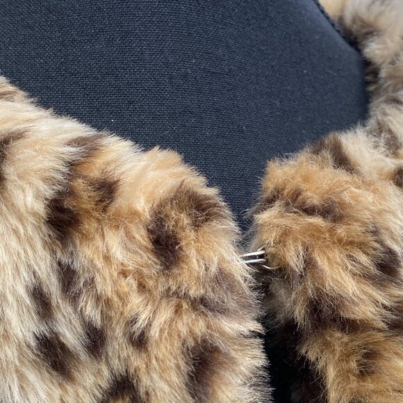 Forever 21 Contemporary Faux Fur Leopard Print Vest Size S - Picture 5 of 8